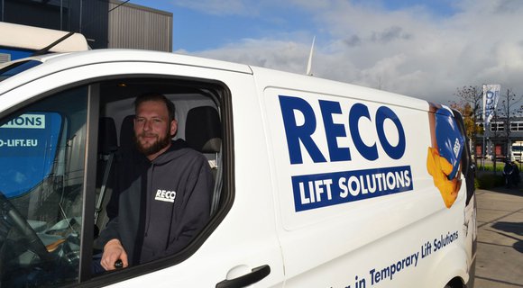 Yori over zijn baan als liftmonteur bij RECO Lift Solutions